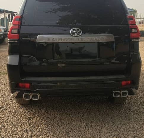 Toyota Land Cruiser Prado full