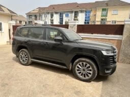 Toyota Land Cruiser full