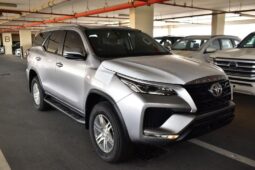 Toyota Fortuner full