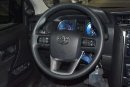 Toyota Fortuner full