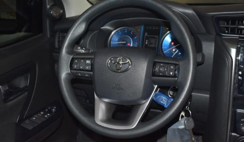 Toyota Fortuner full